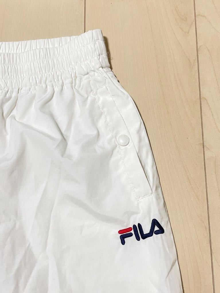 90s　FIlA　オールド フィラ　ナイロンパンツ　ウィンドパンツ　ホワイト　メンズ　Mサイズ　ウエストゴム　レトロ　ヴィンテージ　古着_画像3