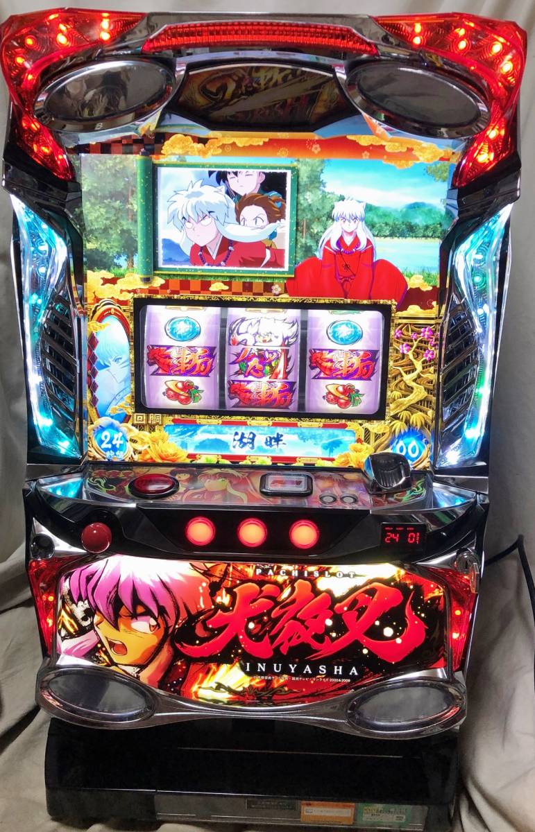 パチスロ パチスロ実機 家庭用電源 4号機キャッツアイ パチスロ実機