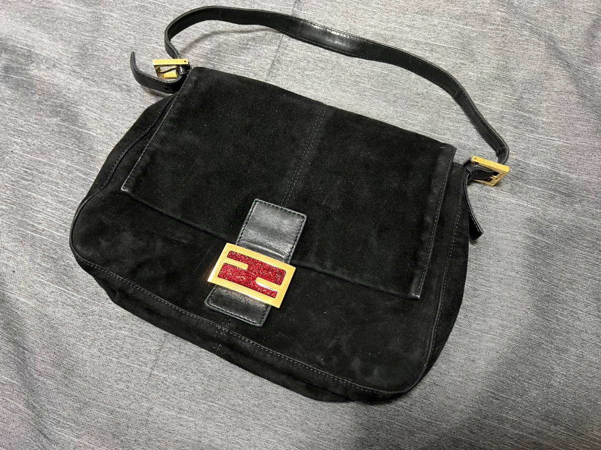 ついに再販開始!】 美品/FENDI/フェンディ/マンマバケット/スエード