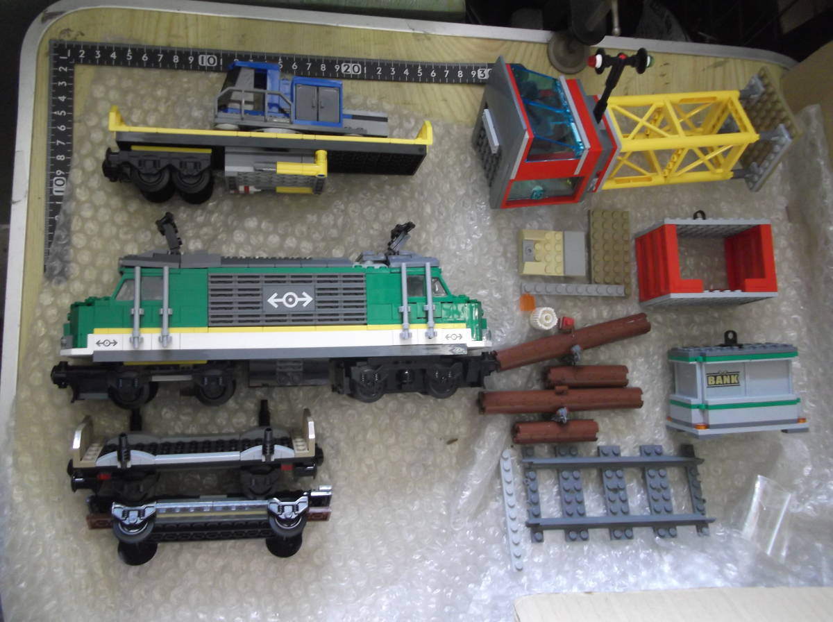 LEGO レゴ シティ 貨物列車 60198 組み立て済み ジャンク 現状渡し品 同梱不可