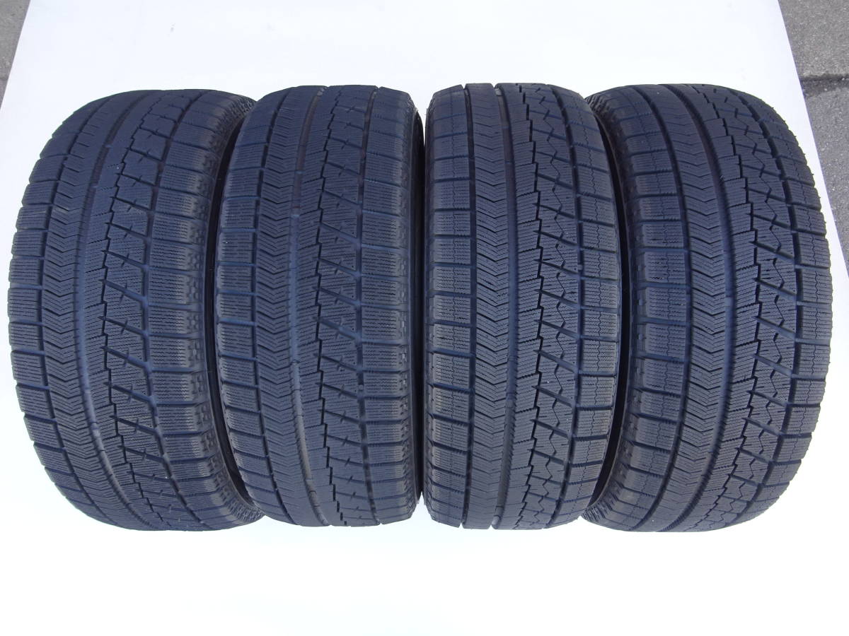 ST-9　BS BLIZZAK VRX　★205/55R16 91S★　4本　比較的 程度良好 溝あり 約9.5分山,約8.5分山 高年式 2021年式 ブリヂストン ブリザック_画像1