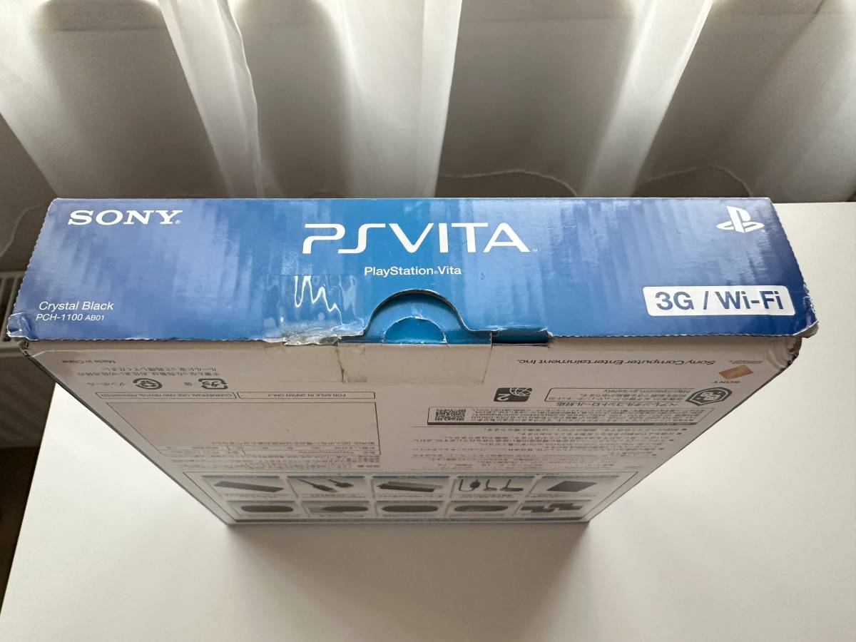 PSVSDアダプタ付属 PS Vita クリスタル・ブラック PCH-1100 16GB純正メモリー付き_画像6