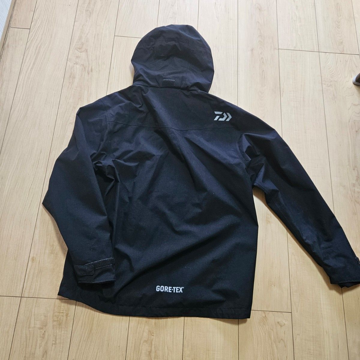 ダイワ(Daiwa) DR-1906 ゴアテックス プロダクトレインスーツ!サイズLカラーは、ブラック中古