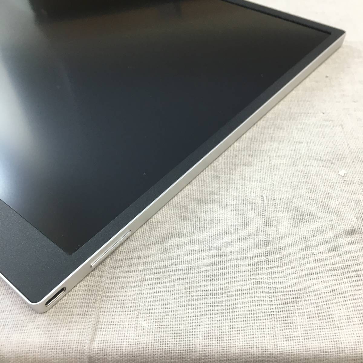 現状品 LG モバイルモニター gram +view 16MQ70 16インチ/WQXGA(2560