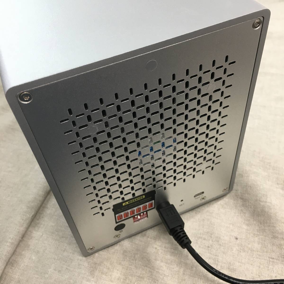 現状品 Yottamaster (5Bay) HDDケース 3.5インチ Type-C接続 USB3.2 GEN-1 SATAⅢ 外付けハードディスクケース RAIDケース PS500RC3_画像2