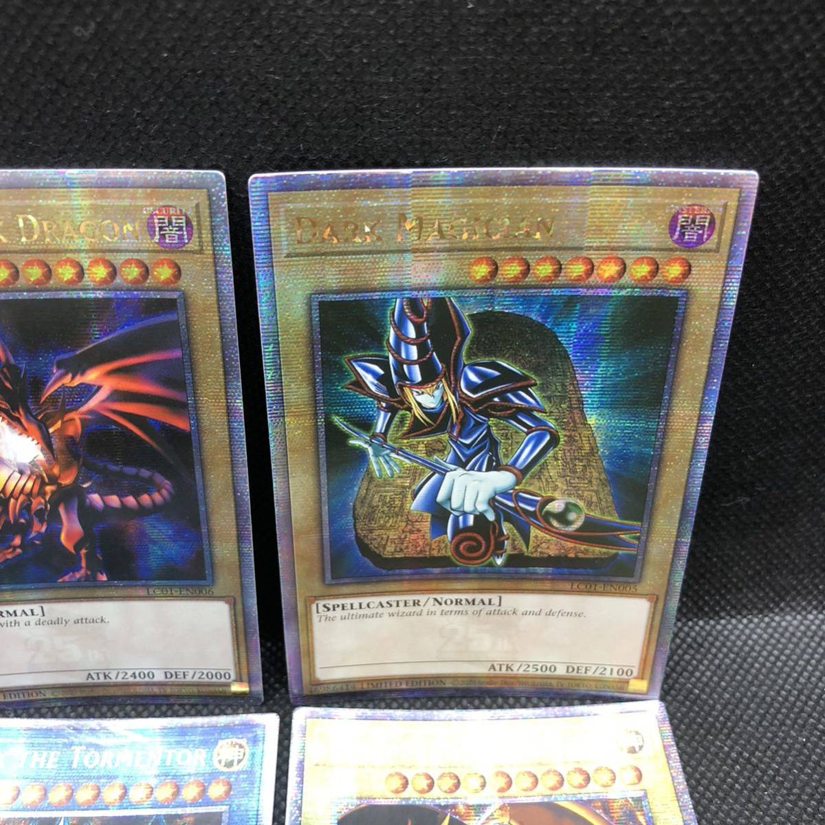 未使用品】遊戯王 英語版 青眼の白龍 真紅の黒竜 ブラック 未使用品】遊戯王 英語版 青眼の白龍 真紅の黒竜 ブラック