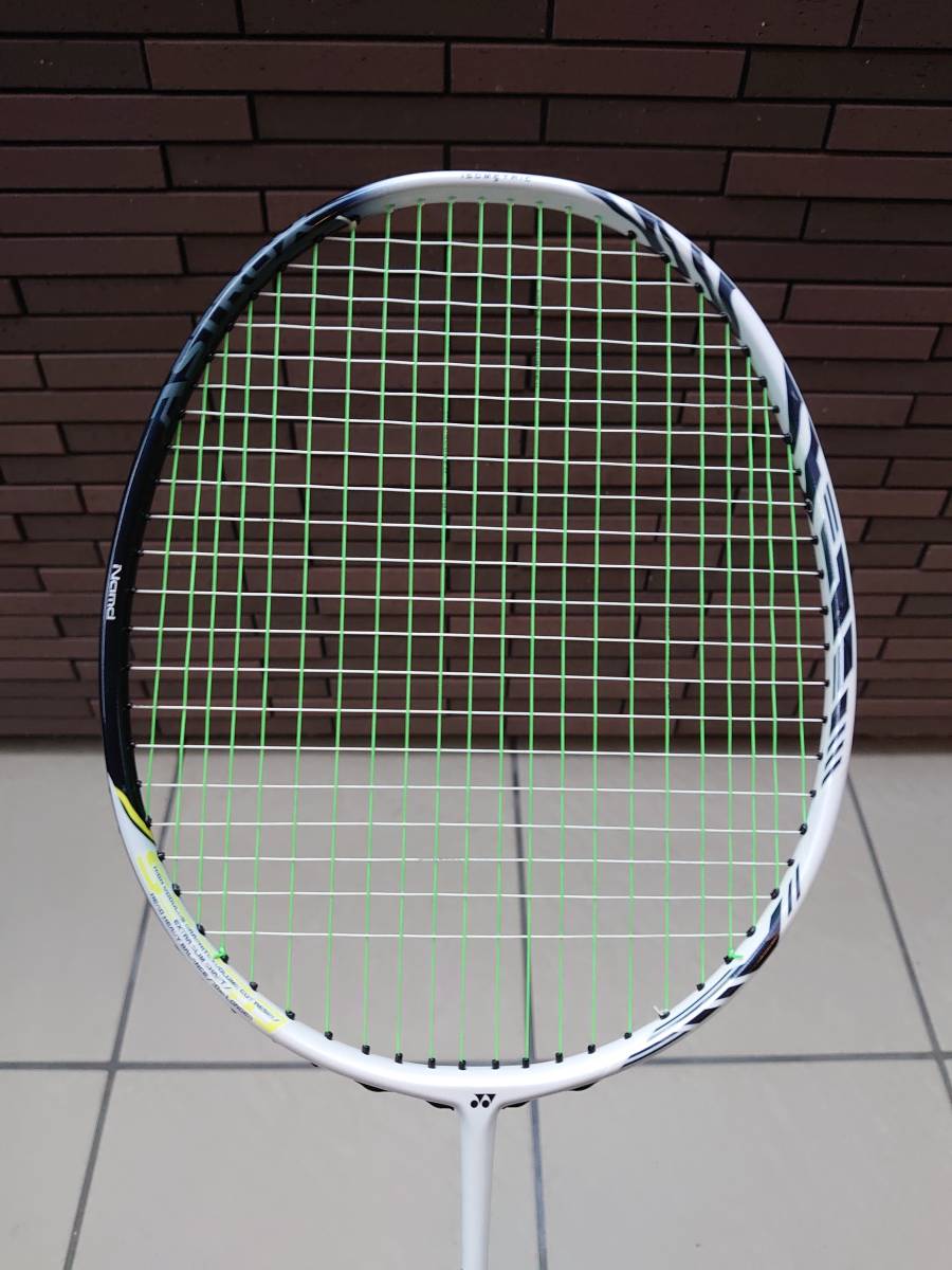 YONEX ASTROX 99 PRO バドミントンラケット アストロクス99プロ 4UG5