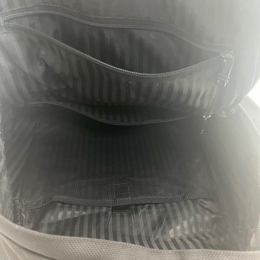 大人気 TUMI バッグ かばん リュック リュックサック 黒 ブラック