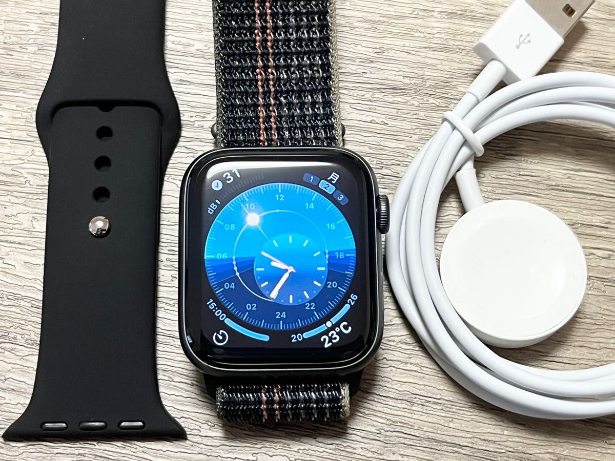 【美品】Apple Watch SE（第1世代）GPSモデル 44mm スペースグレイアルミニウム