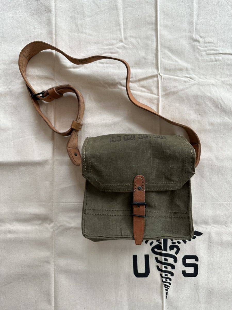 新品 フランス軍 1950年代 ビンテージ ショルダーバッグ 新品 フランス軍 1950年代 ビンテージ ショルダーバッグ