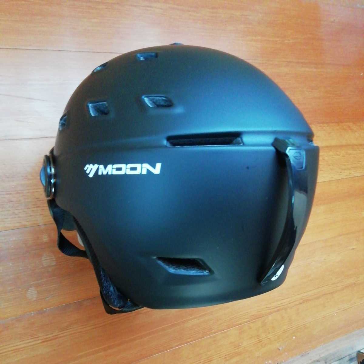 新品未使用 バイザー ヘルメット サイズ M（55cm～58cm）カラー マットブラック スノーボードヘルメット スキーヘルメット ゴーグル