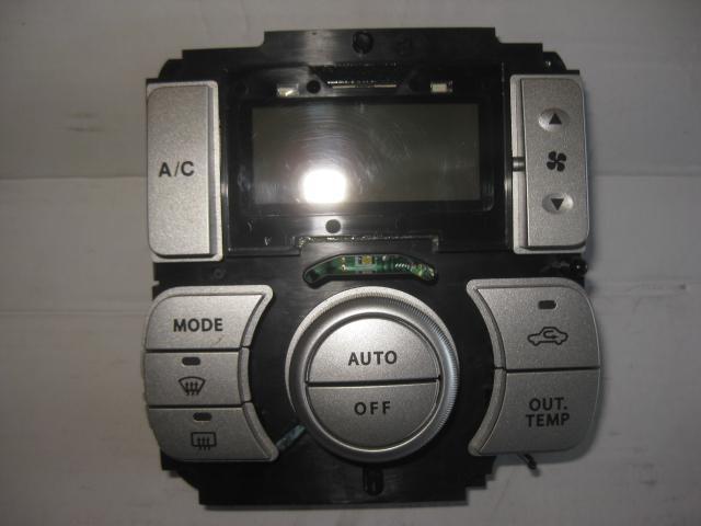 モコ DBA-MG22S エアコンスイッチ ヒータースイッチ A/C AC 　純正品番27500-4A00K 管理番号M5757_画像1