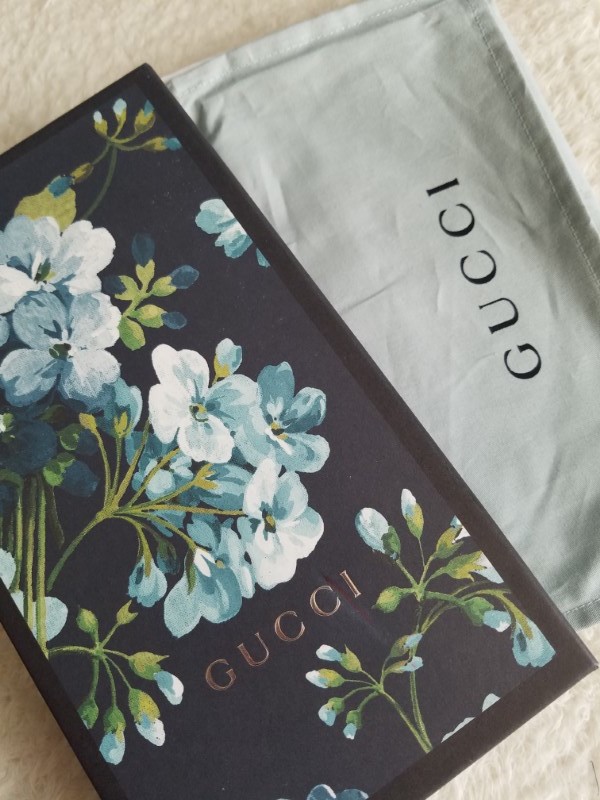 新品 GUCCI グッチ GGブルームス ストラップ付き ラウンドファスナー 長財布 ベージュ/ブルー 410076 KU21G 8492 入手困難_画像7