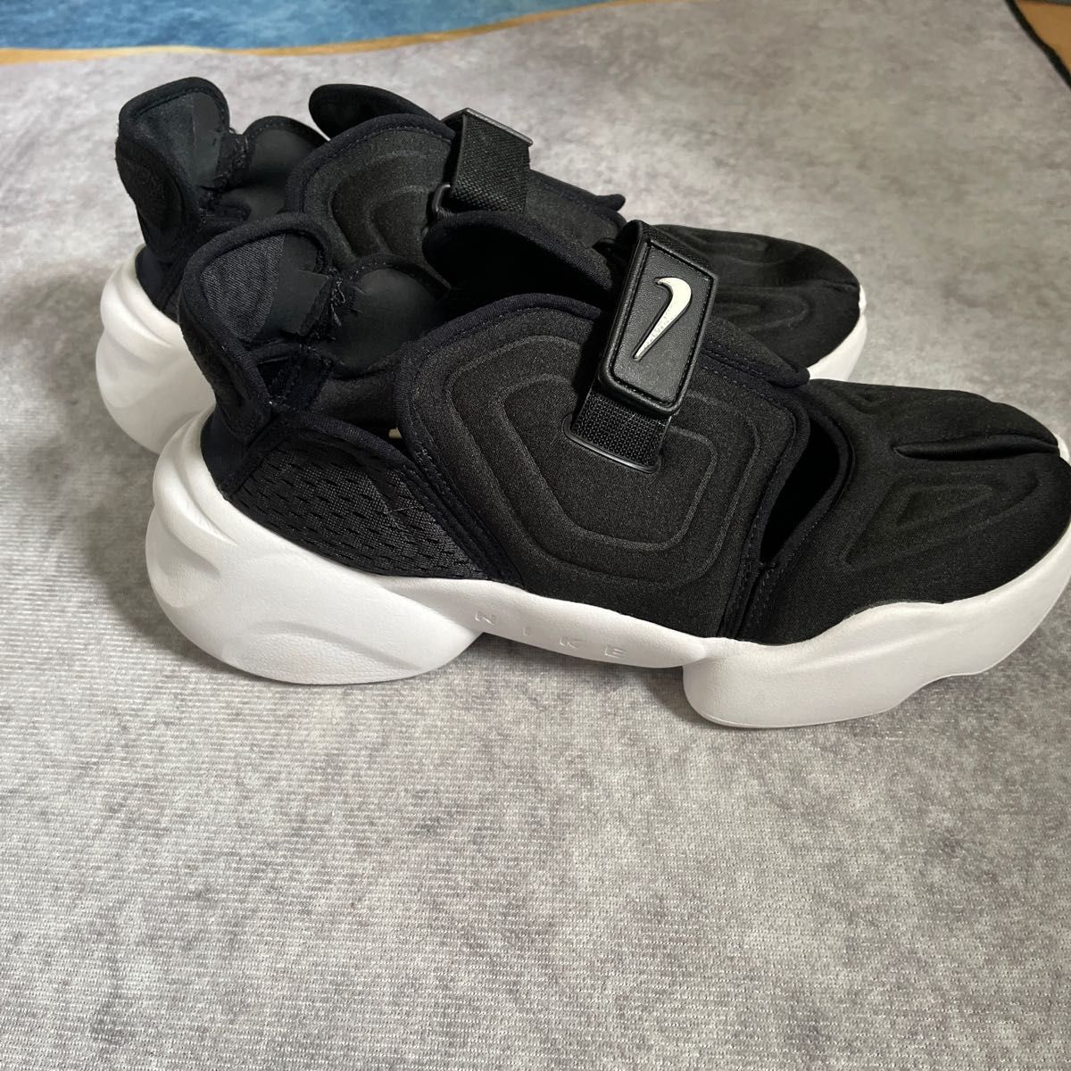 NIKE アクアリフト 27.5センチ