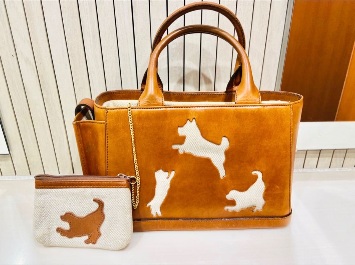 希少 本革 Kitamura トートバッグ ハンドバッグ レザー 犬柄 希少 本革 Kitamura トートバッグ ハンドバッグ レザー 犬柄