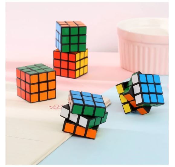 新品　未開封　１２個セット　ミニ　マジック　キューブ　 ルービックキューブ 　子供のための小さな立方体　3x3x3　パズル　教育　玩具_画像2