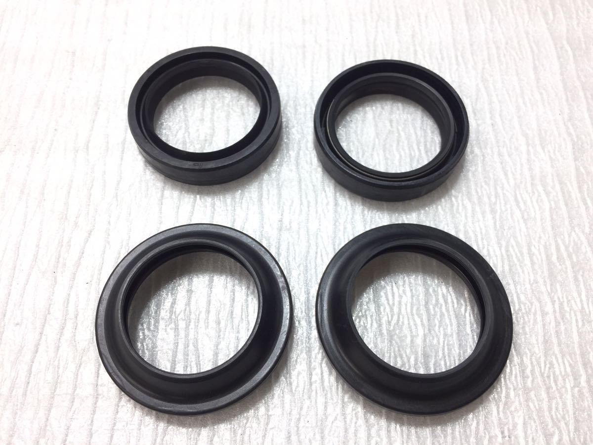 10G51 Yamaha RZ-1 dust seal Fork seal original new goods 3XC-23144-00 photographing therefore, breaking the seal did.