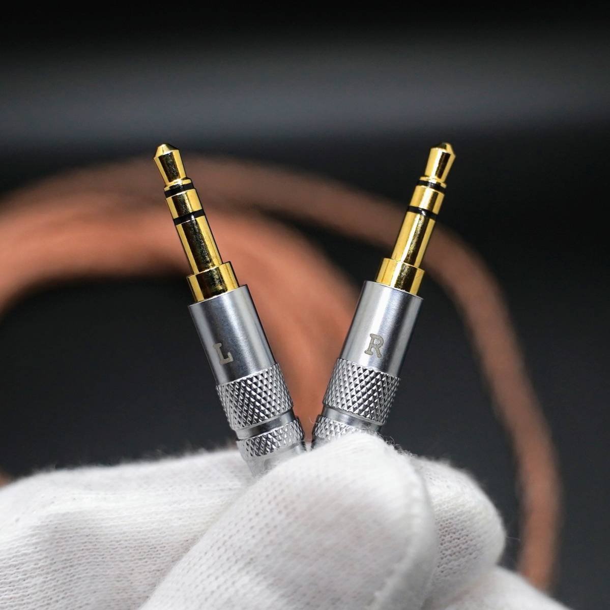 1点のみ】16コア 7N高純度単結晶銅 メッキ無 3.5mm* 1点のみ】16コア 7N高純度単結晶銅 メッキ無 3.5mm*