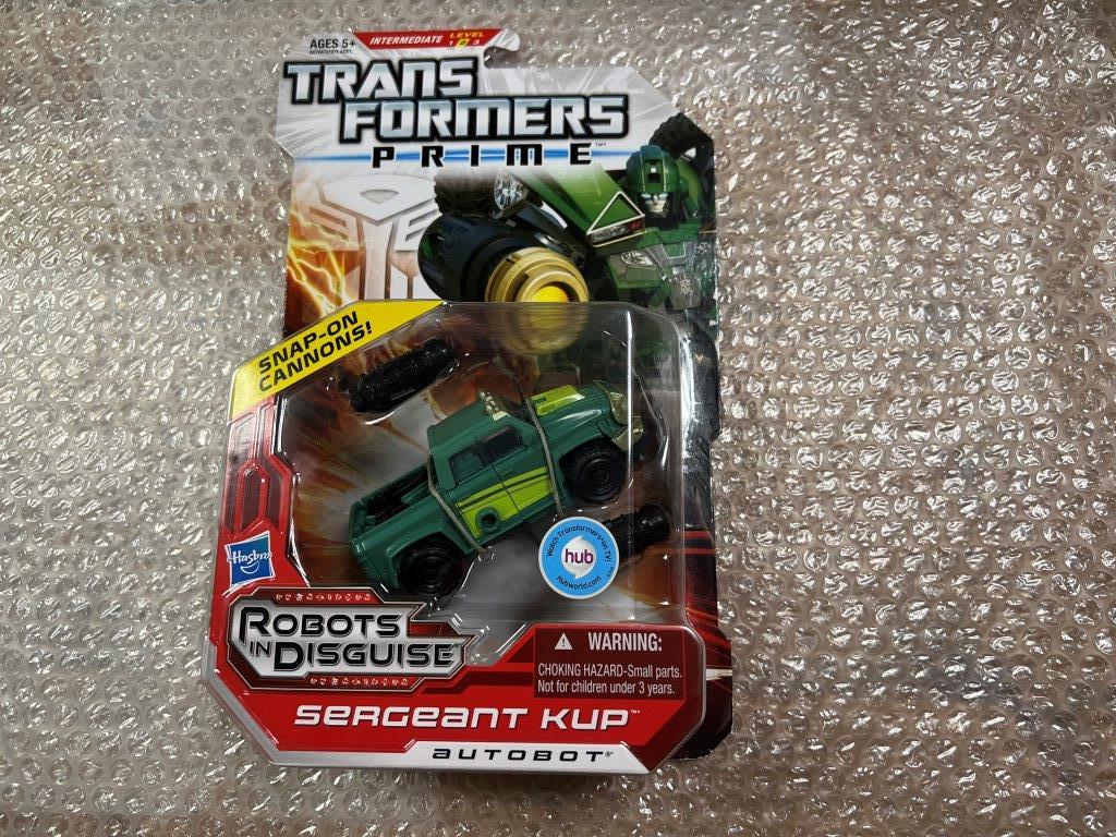 Sergeant Kup / カップ トランスフォーマー プライム / アームズ