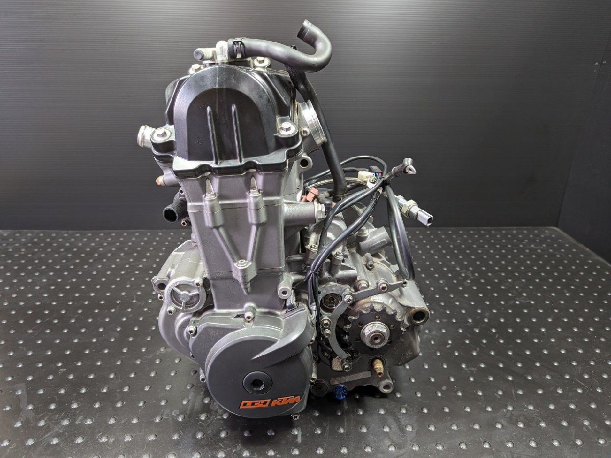 ■KTM 690 DUKE R 純正 エンジン 始動確認済み 好調 動画有 走行約10000km 2013年式 デューク 検索 690SMC スーパーモト [R050930]_画像2