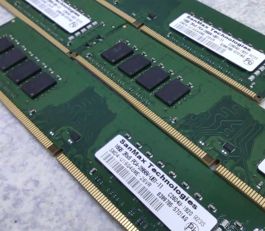 が大特価！ DDR4 中古デスクトップ用メモリ 2666V SMD4-U16G48ME-26VR