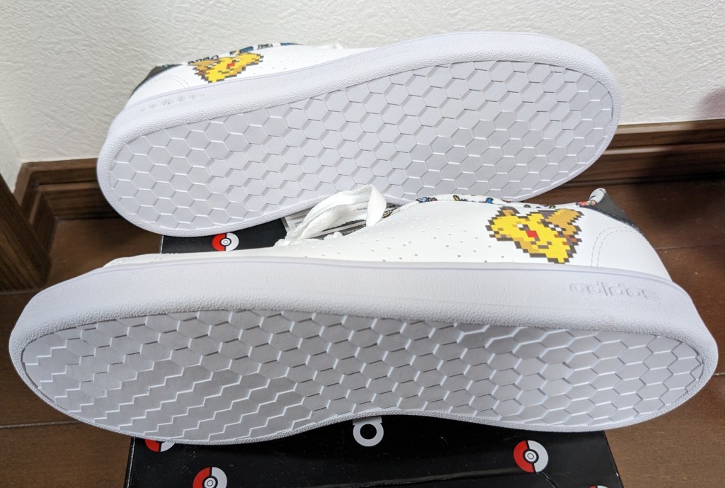 新品未使用品 Adidas ポケモン コラボ アディダス 新品未使用品 Adidas ポケモン コラボ アディダス