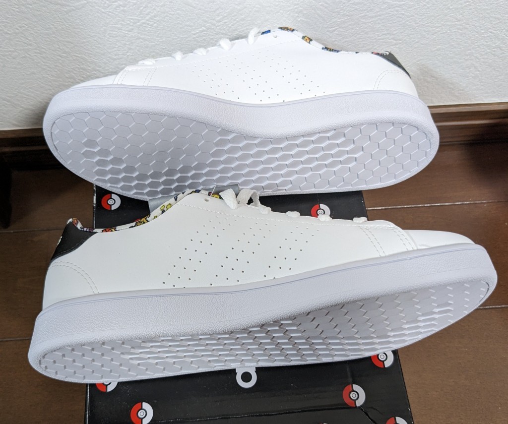 新品未使用品 Adidas ポケモン コラボ アディダス 新品未使用品 Adidas ポケモン コラボ アディダス