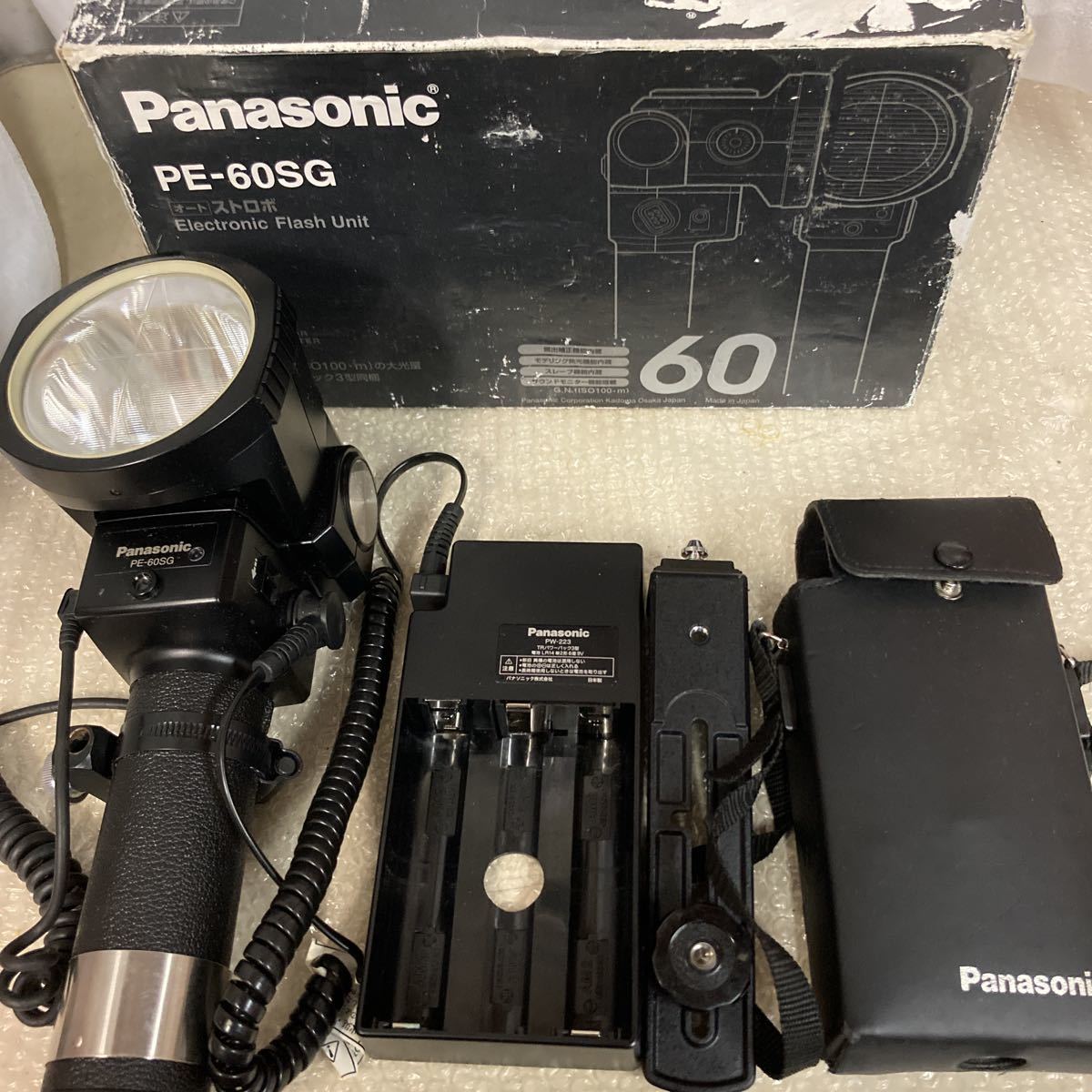パナソニック Panasonic PE-60SG+単2乾電池TRパワーパックPW-223 外光