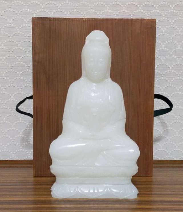 中国文物 古玉 収集家の放出品 白玉觀音像