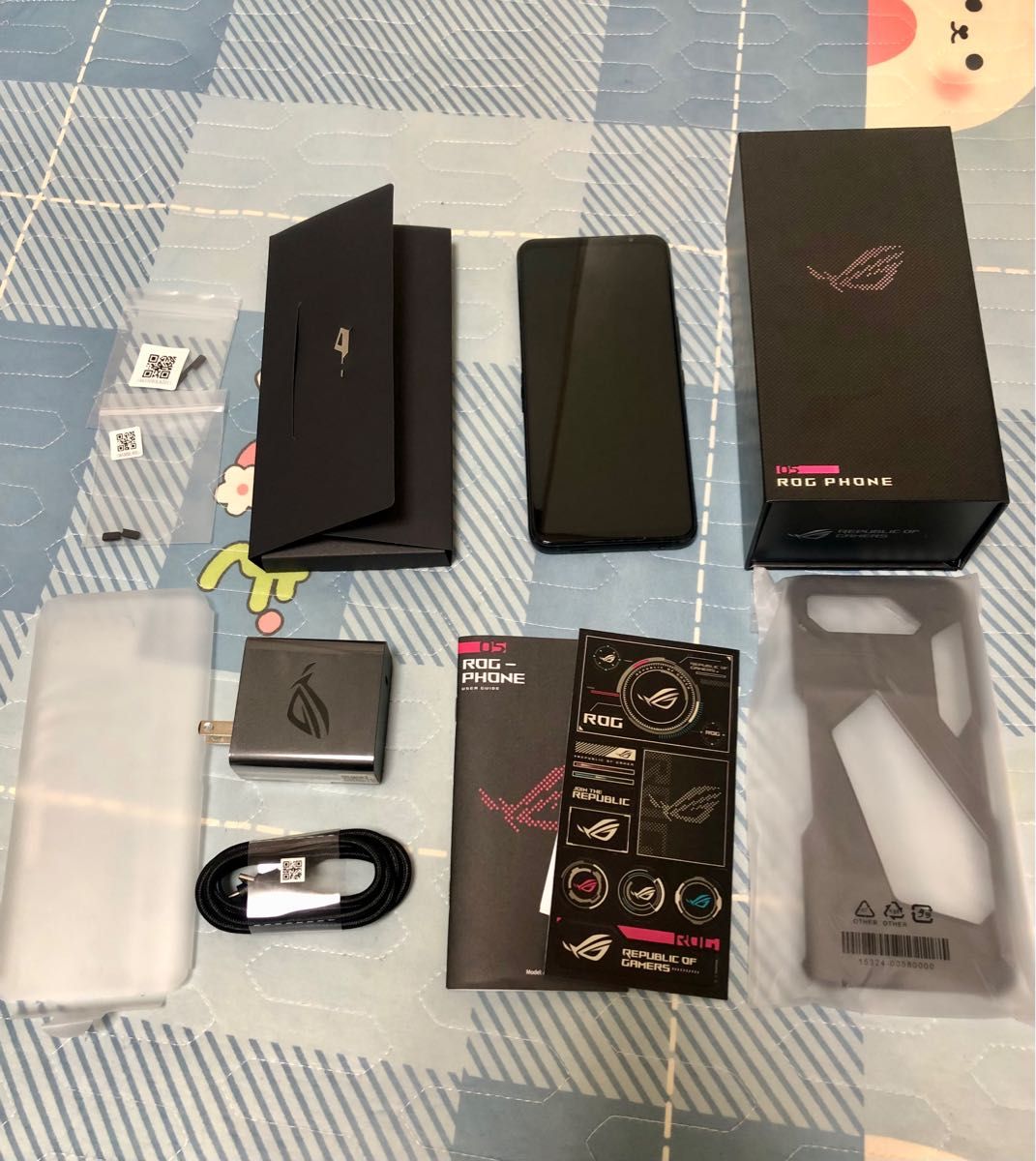 ROG Phone 5 12GB 256GB 日本国内版 ゲーミングスマホ｜PayPayフリマ