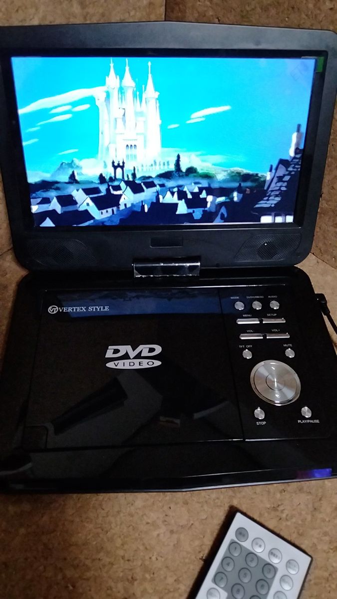 ヴァーテックス10 1インチ ポータブルDVDプレーヤー PDVD-V10 ヴァーテックス10 1インチ ポータブルDVDプレーヤー PDVD-V10