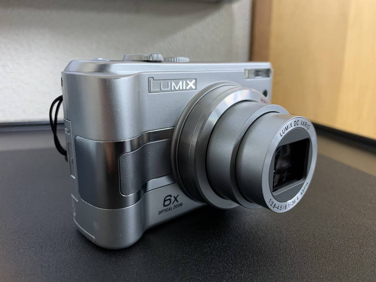 Panasonic　パナソニック　LUMIX　ルミックス　DMC-LZ5　デジタルカメラ　デジカメ　ポーチ付き①_画像4