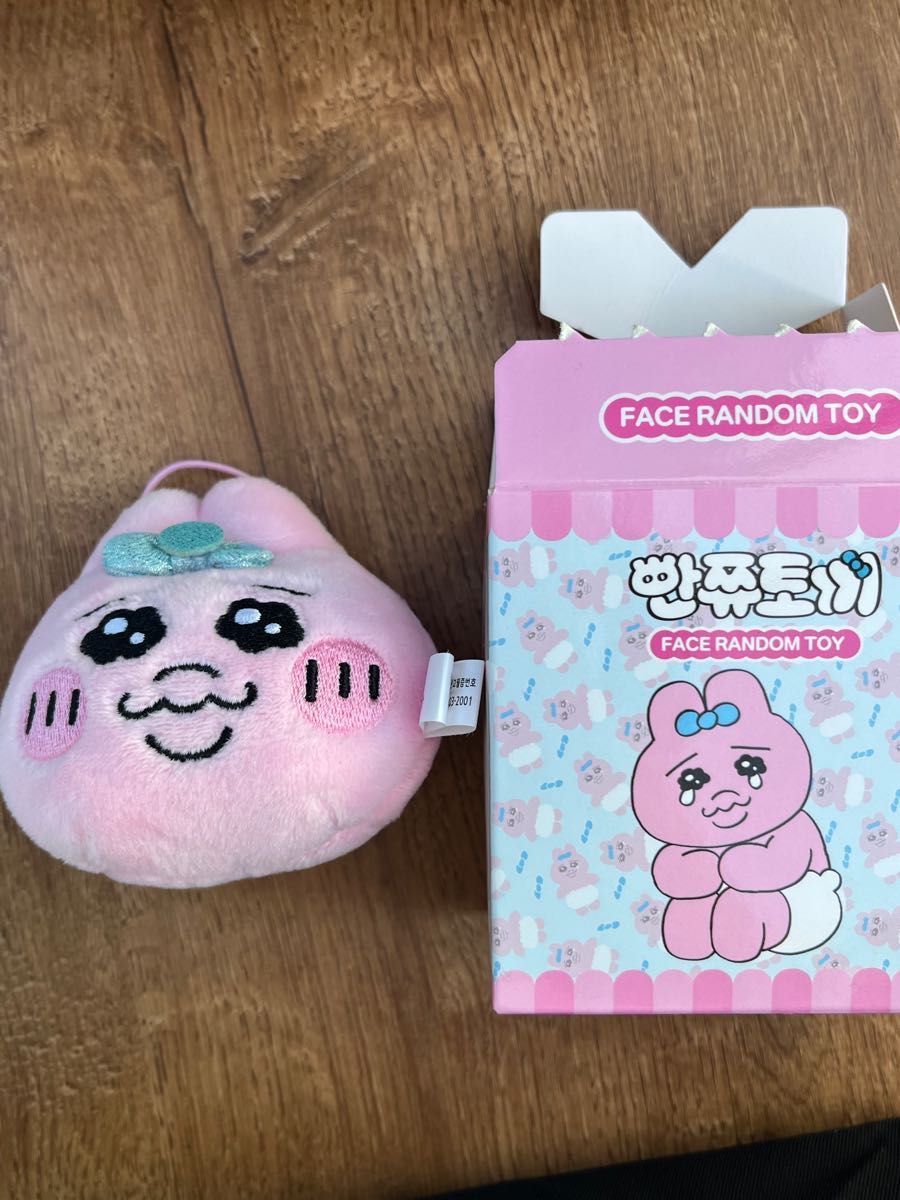 韓国限定おぱんちゅうさぎ フェイスランダムトイ