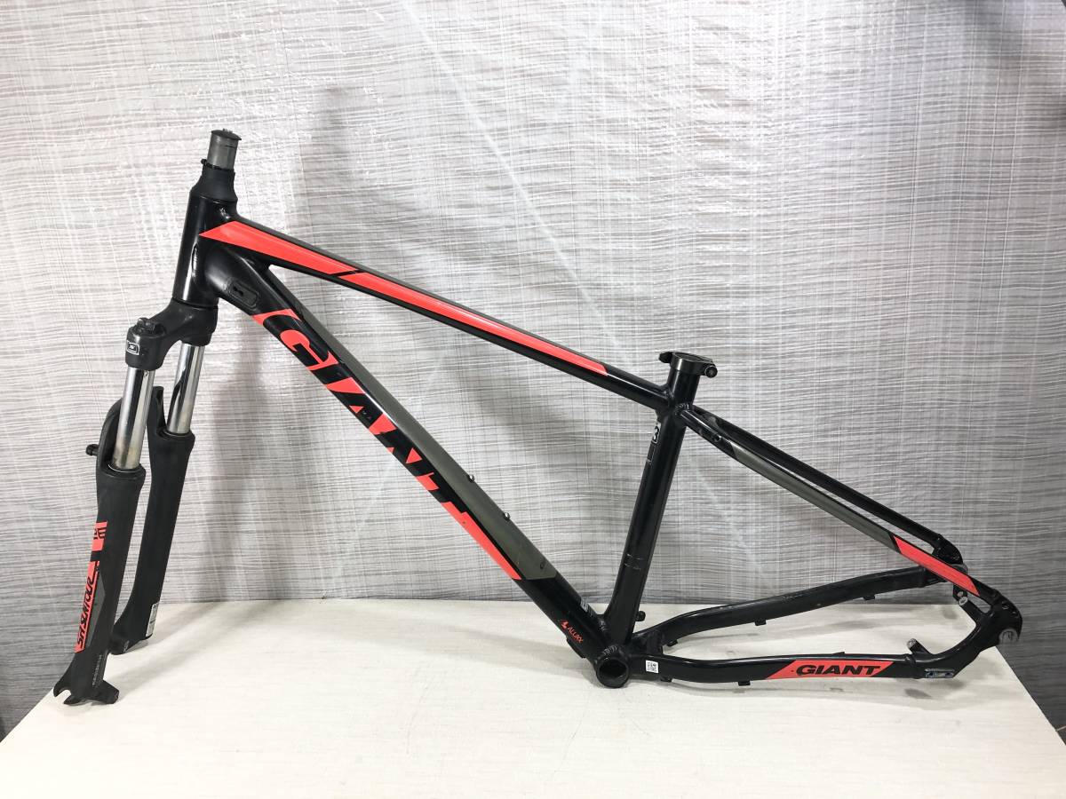 Giant Talon 1 2018年 Sサイズ 27.5 フレーム - パーツ Giant Talon 1 2018年 Sサイズ 27.5 フレーム - パーツ