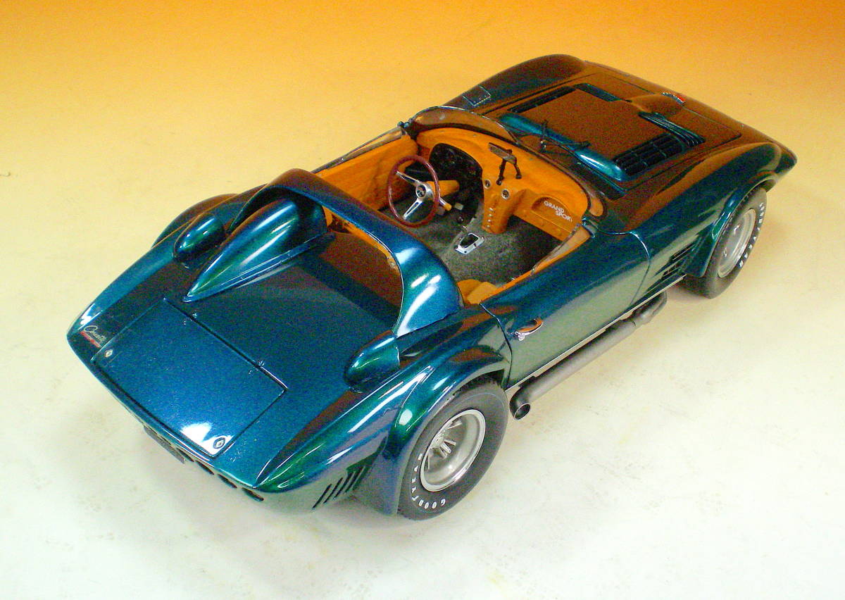 少難あり　EXOTO 1/18 Corvette Grand Sport Roadster 1964 Standox　コルベット グランドスポーツ エグゾト　ゆうパック送料着払い_画像2