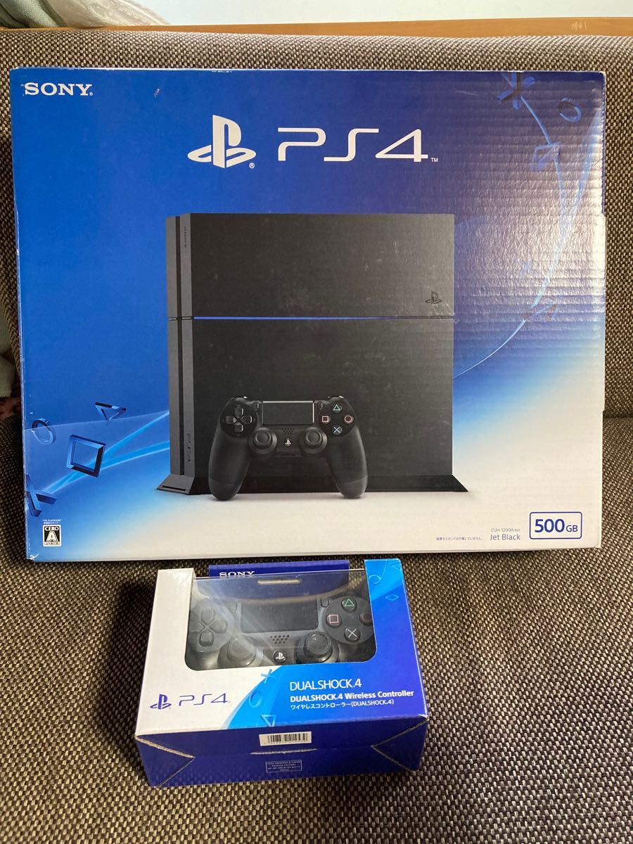 PlayStation4(本体＋コントローラー×2)-