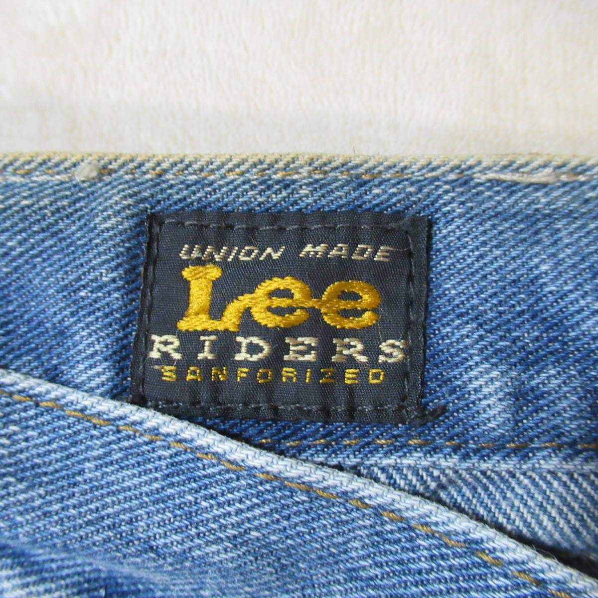 1025B◆Lee リーライダース デニム W31 黒タグ UNION MADE Lee RIDERS SANFORIZED_画像2