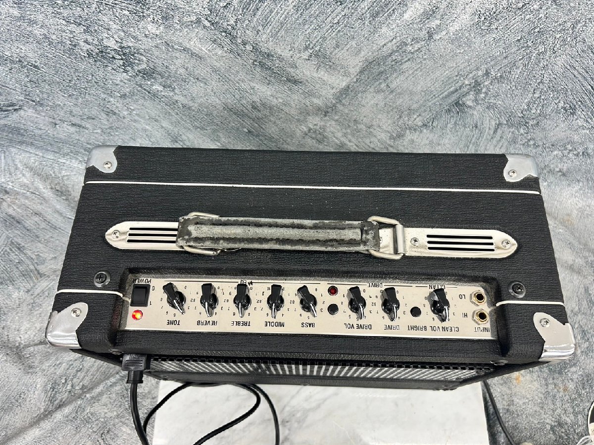 □t2556 現状品☆Laney レイニー VC15-110 ギターアンプ détails d