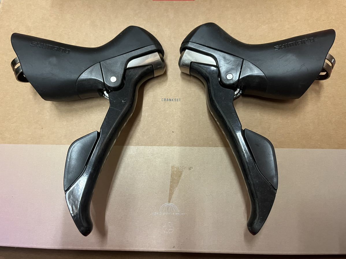 SHIMANO シマノ アルテグラ 6800 STIレバー ST-6800 左右 中古品 SHIMANO シマノ アルテグラ 6800 STIレバー ST-6800 左右 中古品