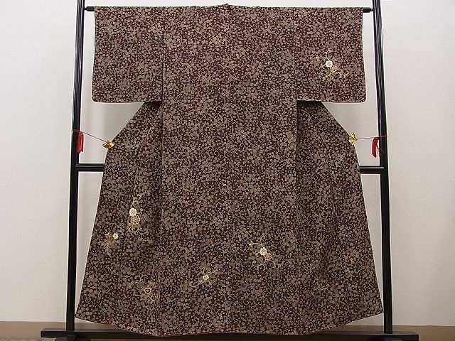 平和屋野田店■訪問着　花唐草文　逸品　未使用　n-sa3289_画像1