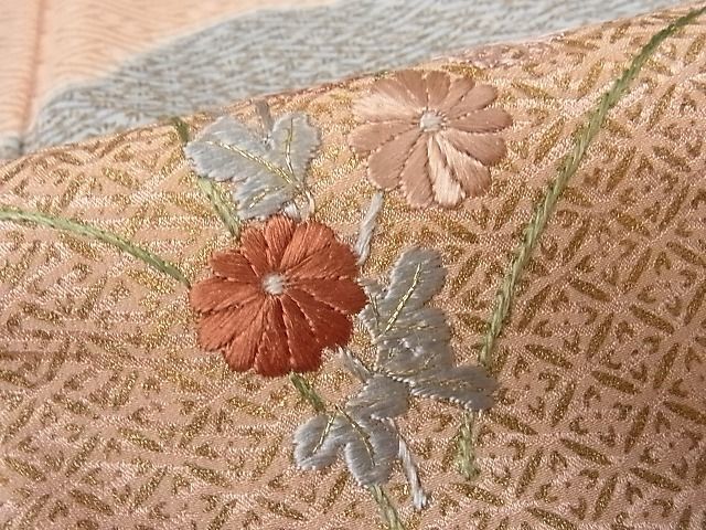 平和屋-こころ店■訪問着　刺繍　雲重ね草花文　金彩　着丈169cm　裄丈66cm　正絹　逸品　A-br6287_画像5