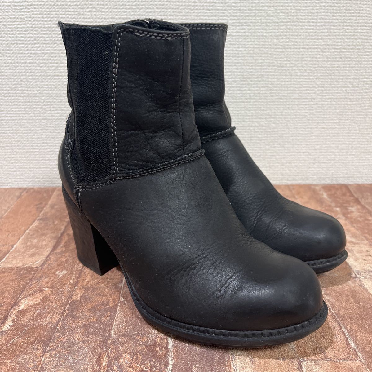 A-16 clarks クラークス ショートブーツ サイドジップブーツ