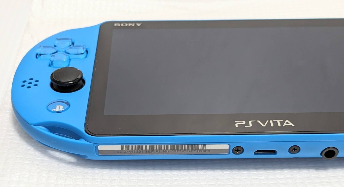 ★美品　SONY　PlayStation Vita PCH-2000 ZA23 アクアブルー Wi-Fiモデル　starter kit 16GB付き PS VITA ソニー★_画像6