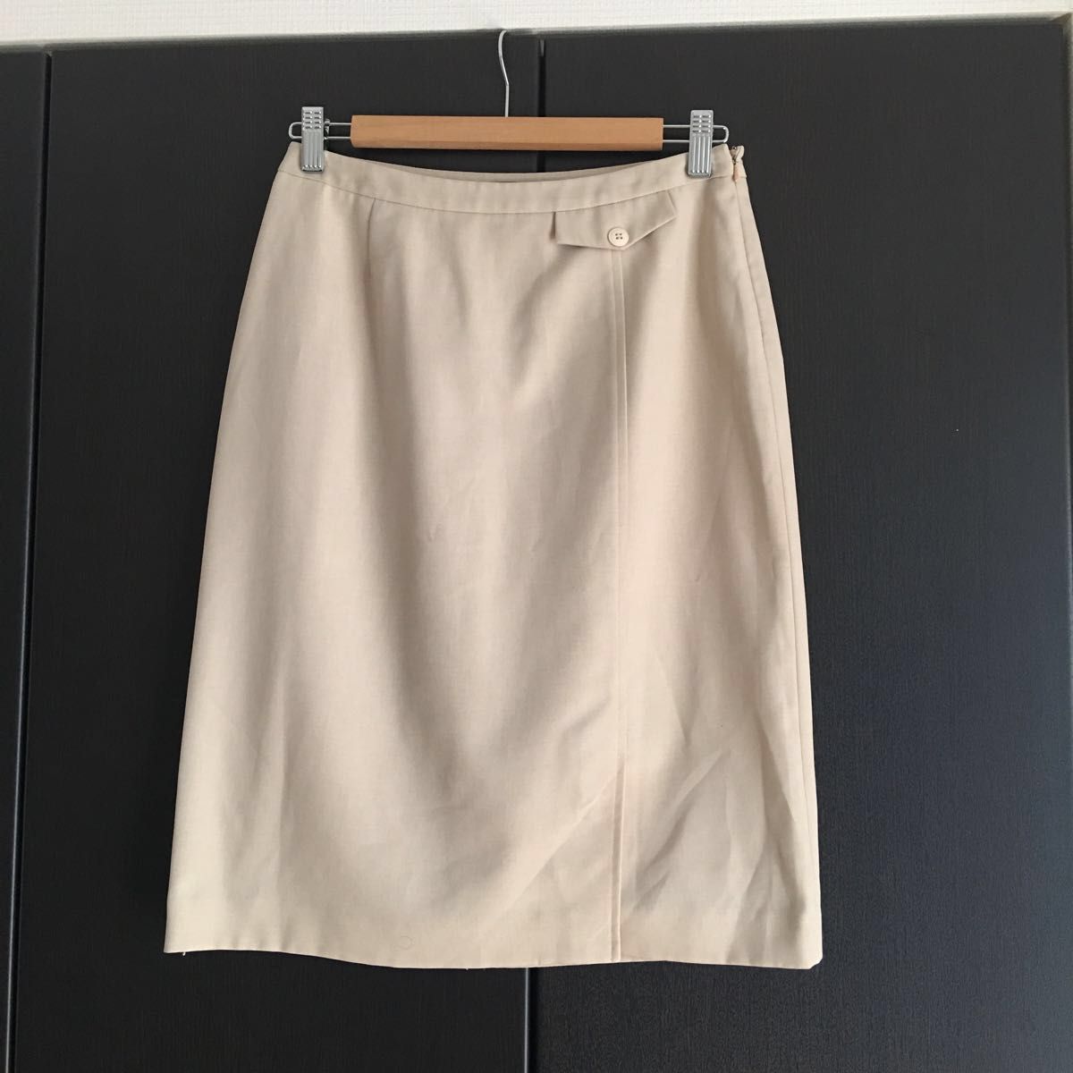 Simple beige plain skirt