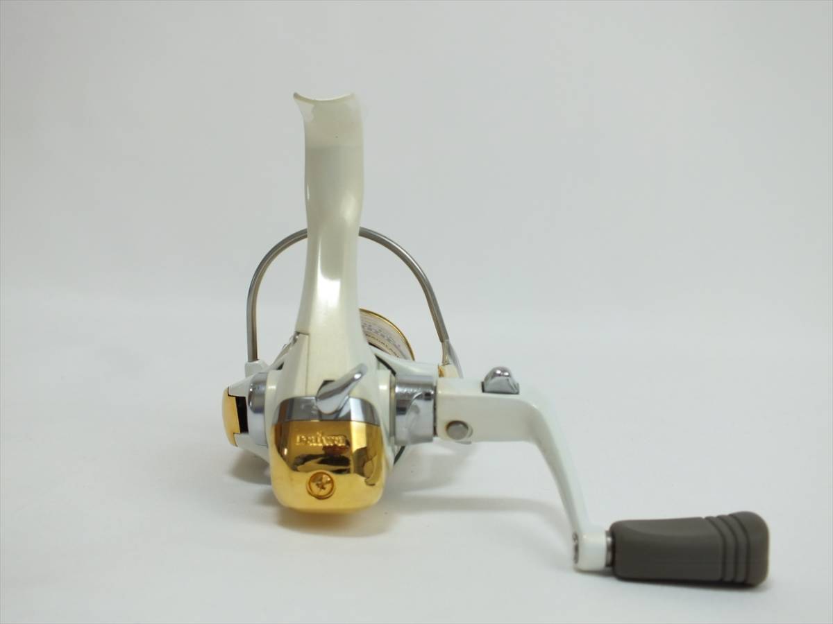 □DAIWA ダイワ EMBLEM-Z 1500C エンブレムZ スピニングリール □DAIWA ダイワ EMBLEM-Z 1500C エンブレムZ スピニングリール