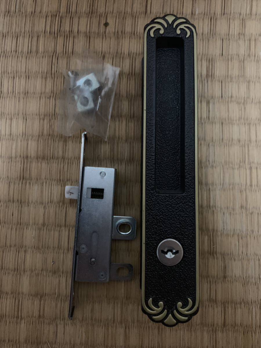ドアポスト 旗蝶番 ドアクローザーLプレート 菩提樹戸先錠 鍵無し GIA
