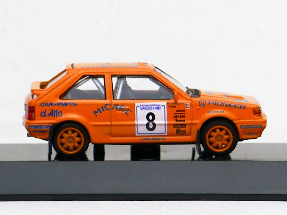 1/64 CM'S マツダ 323 4WD[BF] #8 Camel Swedish 1989 ラリーカーコレクションSS15マツダ_画像4