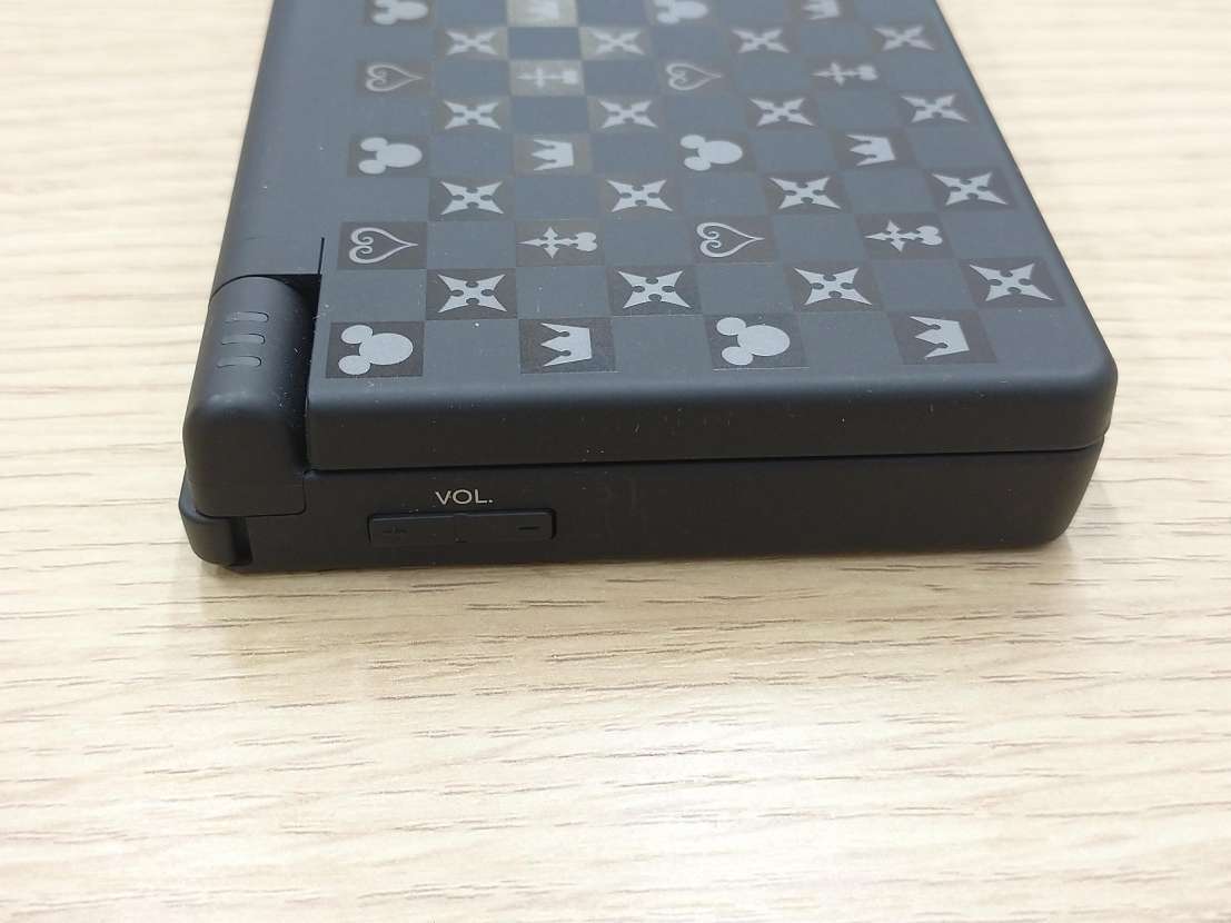 ＃3118　【美品】 初期化済み Nintendo DSi キングダムハーツ358/2Days 限定デザイン 本体のみ KH 3DS 箱なし　動作確認済_画像4