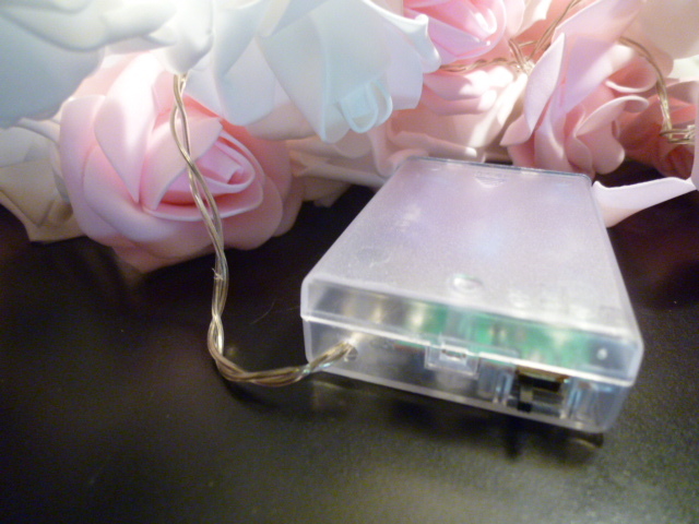 薔薇ストリングライトバラライト　５ｍ　52LED　電池式　ホワイト26個×ピンク26個　新品・未使用・展示品_画像6