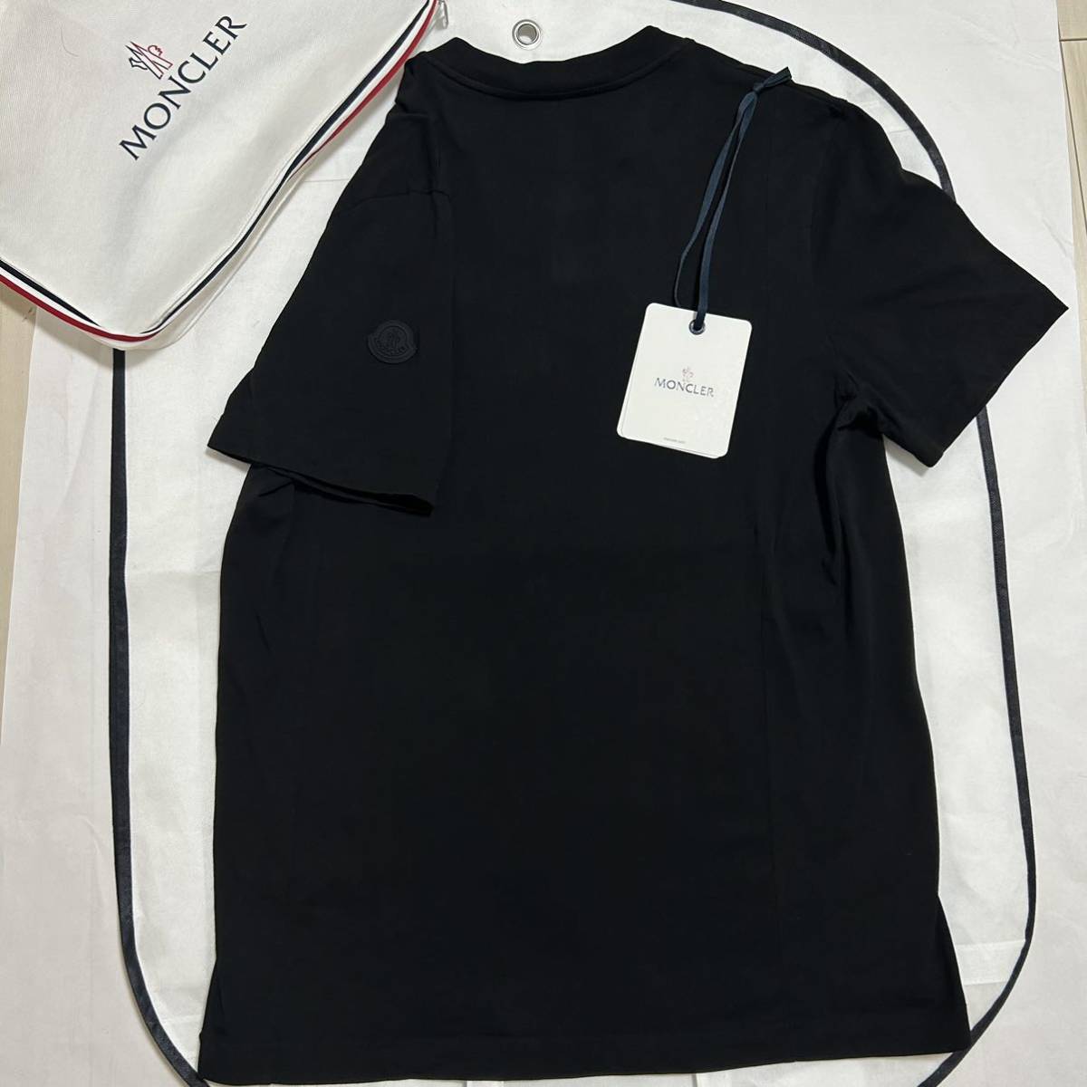 【新作】MONCLE モンクレール　ラバーワッペン　Tシャツ　S